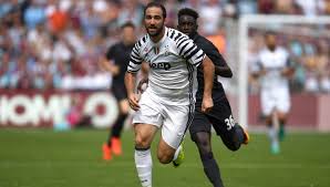 AC Milan 3-1 voittaa ChievoVerona